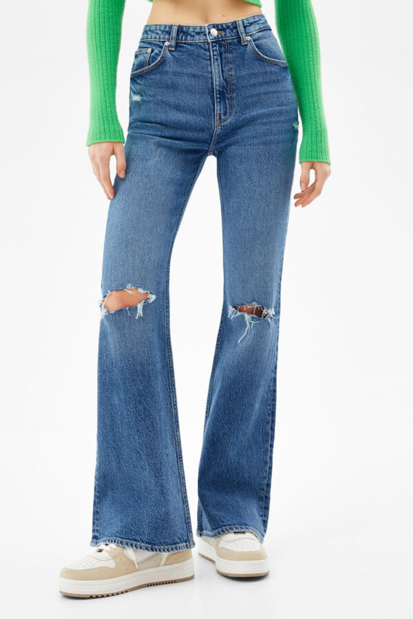 Ripped Flared Vintage Jeans - Image 4